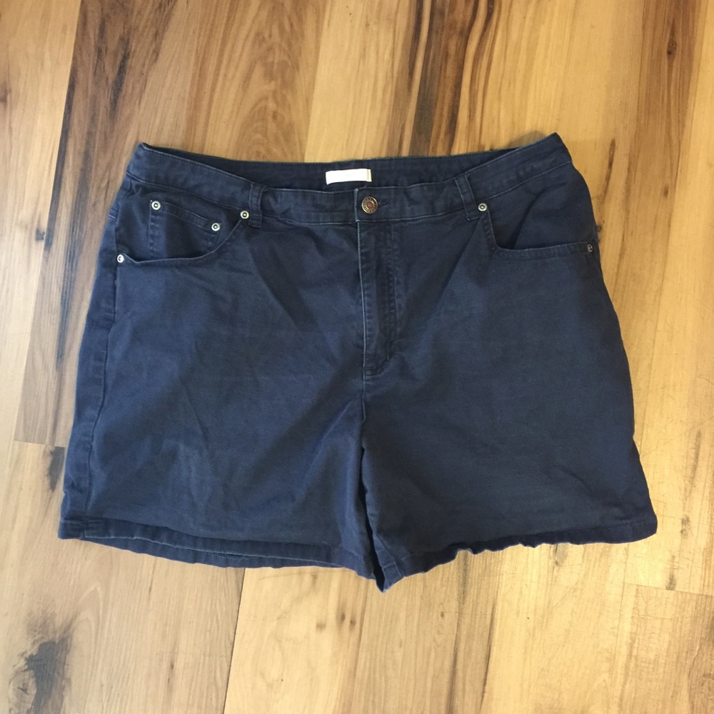 C.J. Banks 16W stretch blue denim shorts